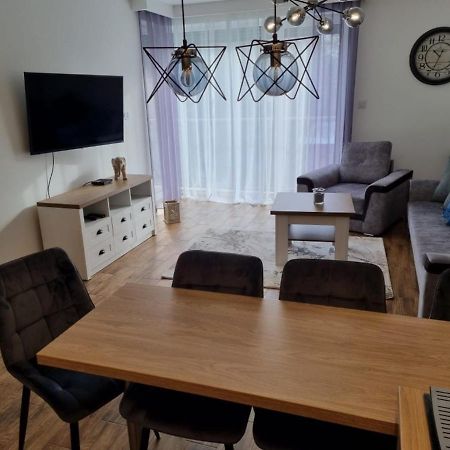 Apartament Rewal Exterior photo